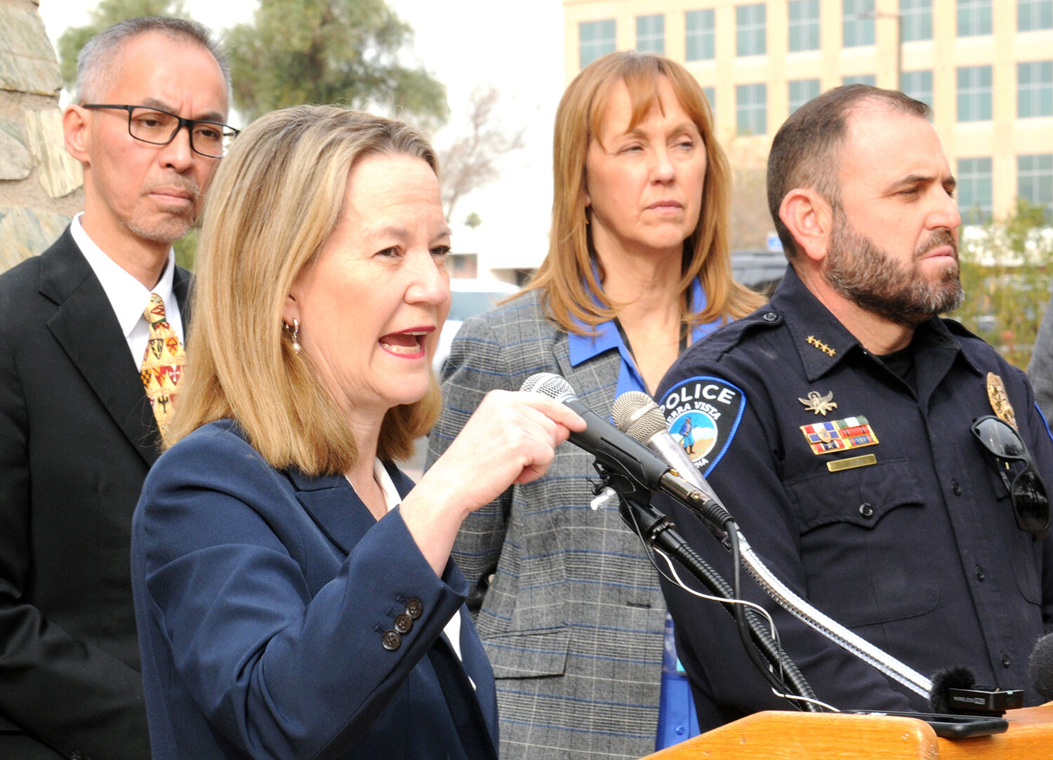 Bill protects police who shoot down drones near Arizona-Mexico border